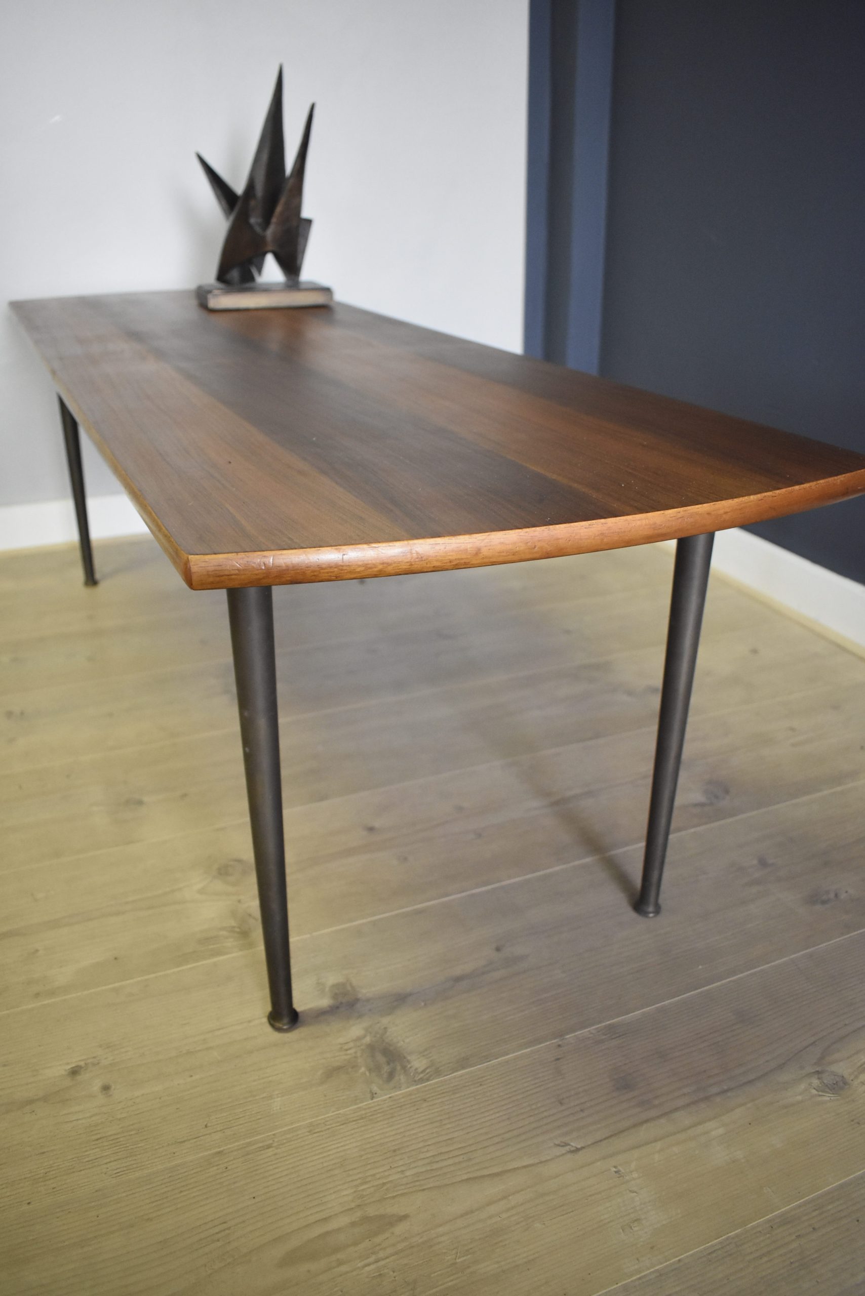 Salontafel William Watting voor Fristho, circa 1955 zij